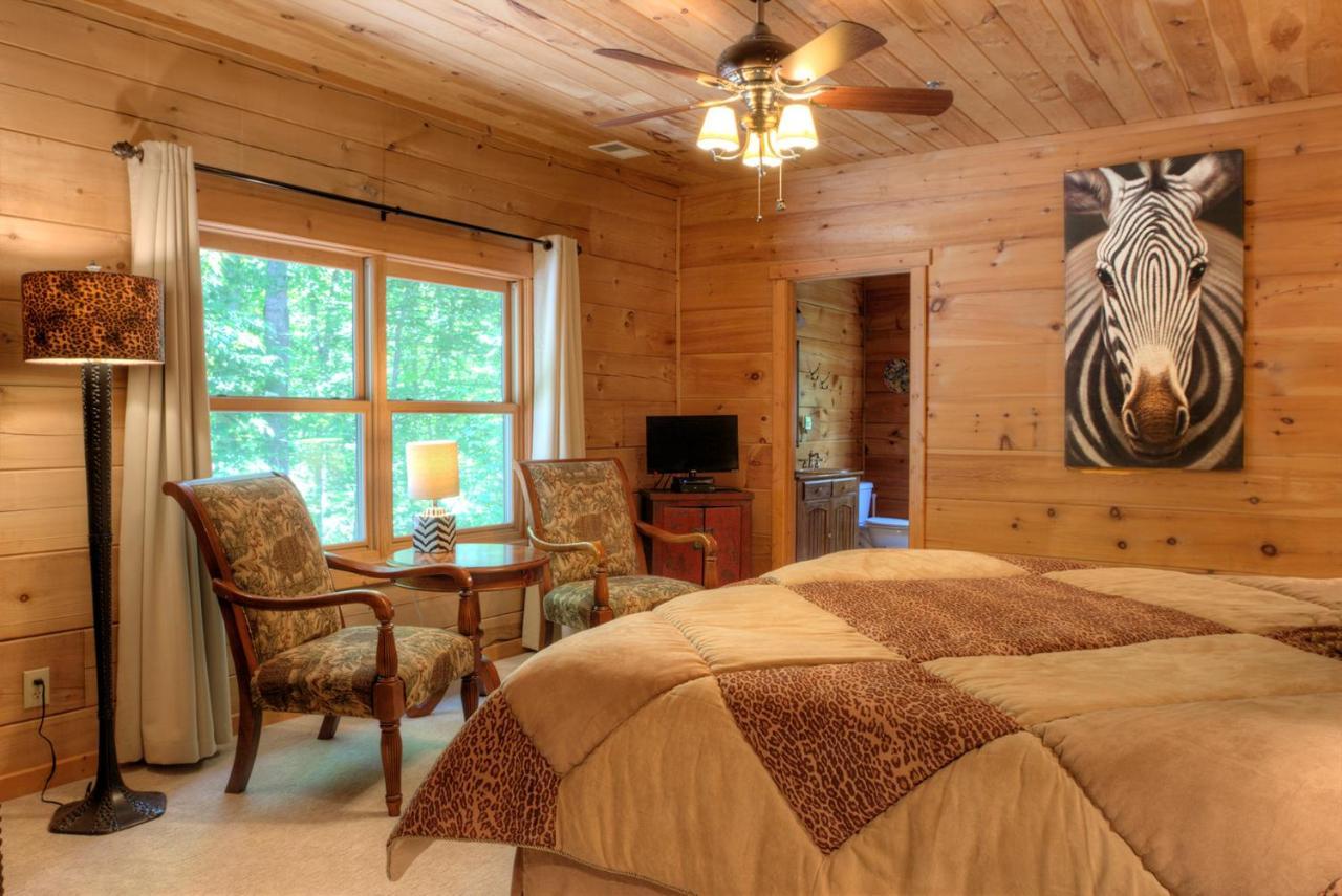 Lazy Bear Valle Crucis