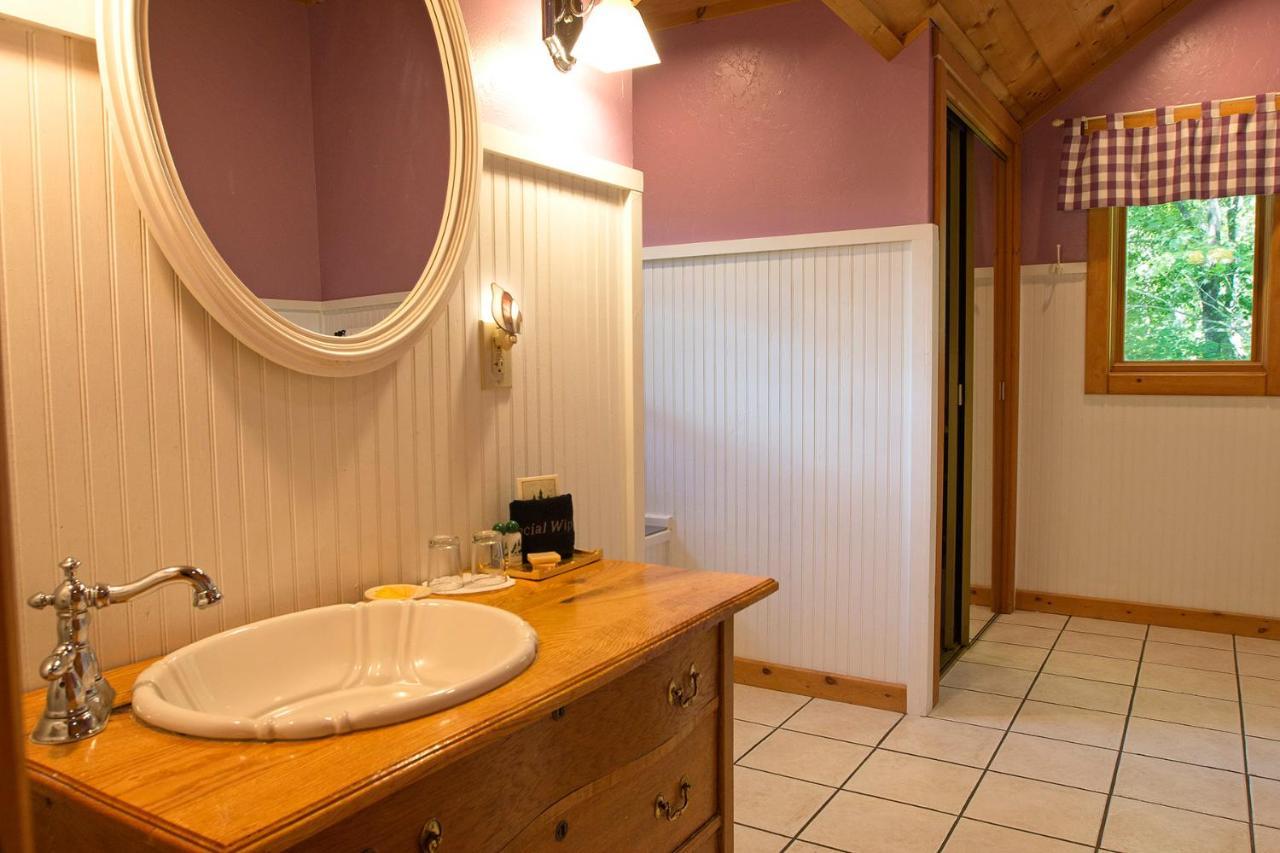 Lazy Bear Bed and breakfast